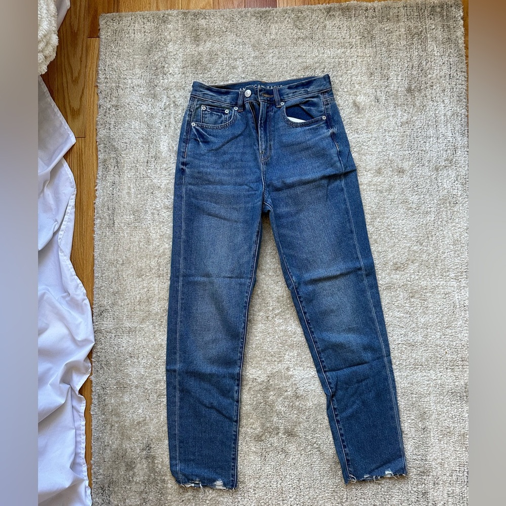 American eagle mom jeans